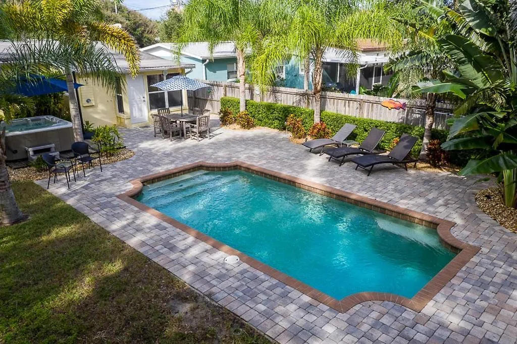 821 E 11th Avenue - Turtles Nest Pool Ferienhaus